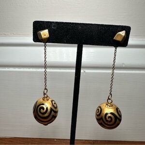 Gold & Black Vintage 80s Dangle Earrings – Geometric Statement Style